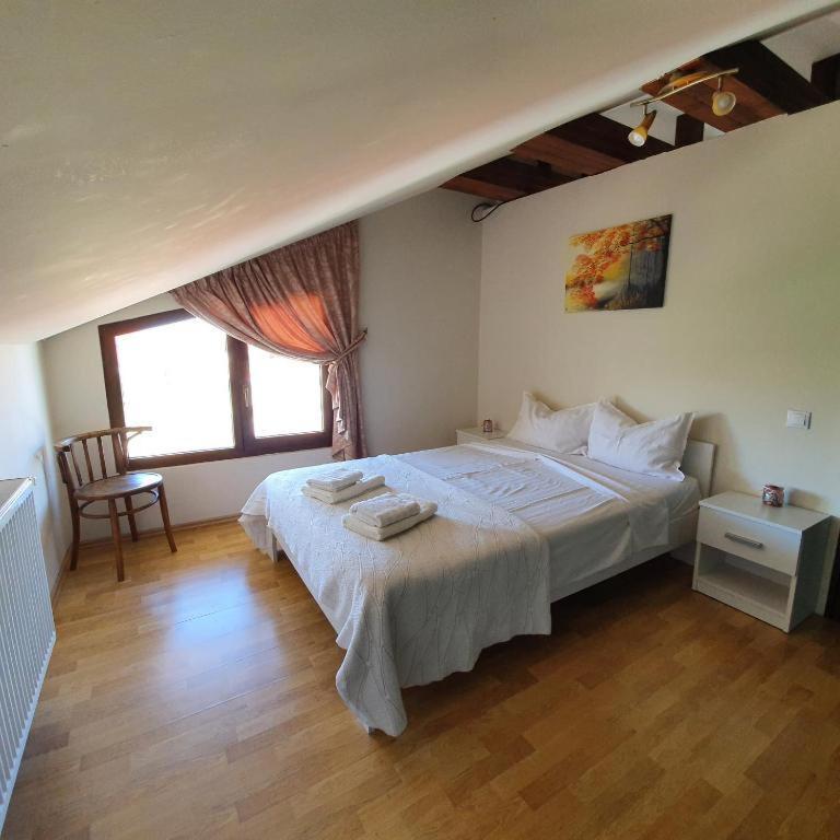 Vila De La Lugas Орадеа Екстериор снимка